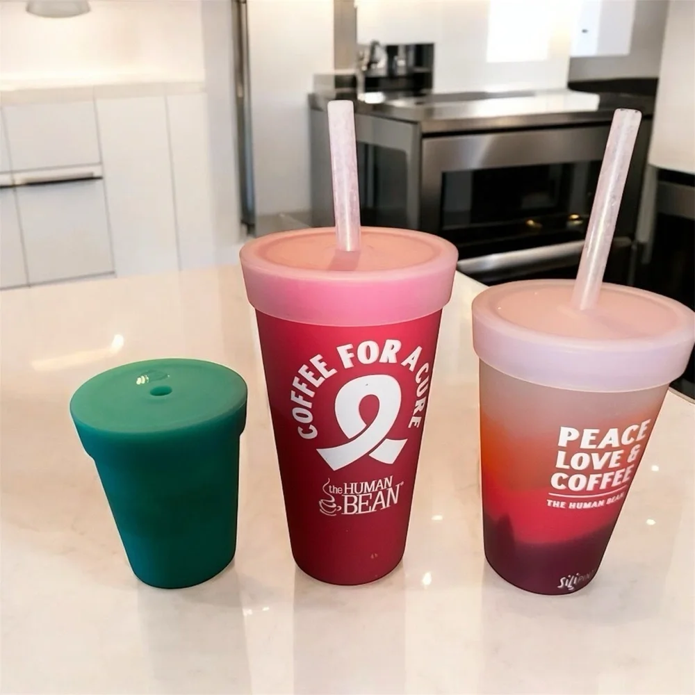 Bundle of Silipint silicone glasses. 8, 15, 22 oz. All with lids. 2 with straws